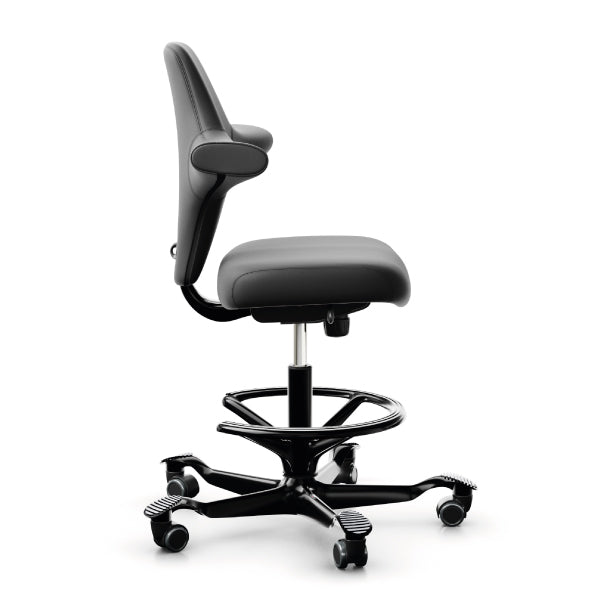 hag-capisco-8126-saddle-chair-leather17