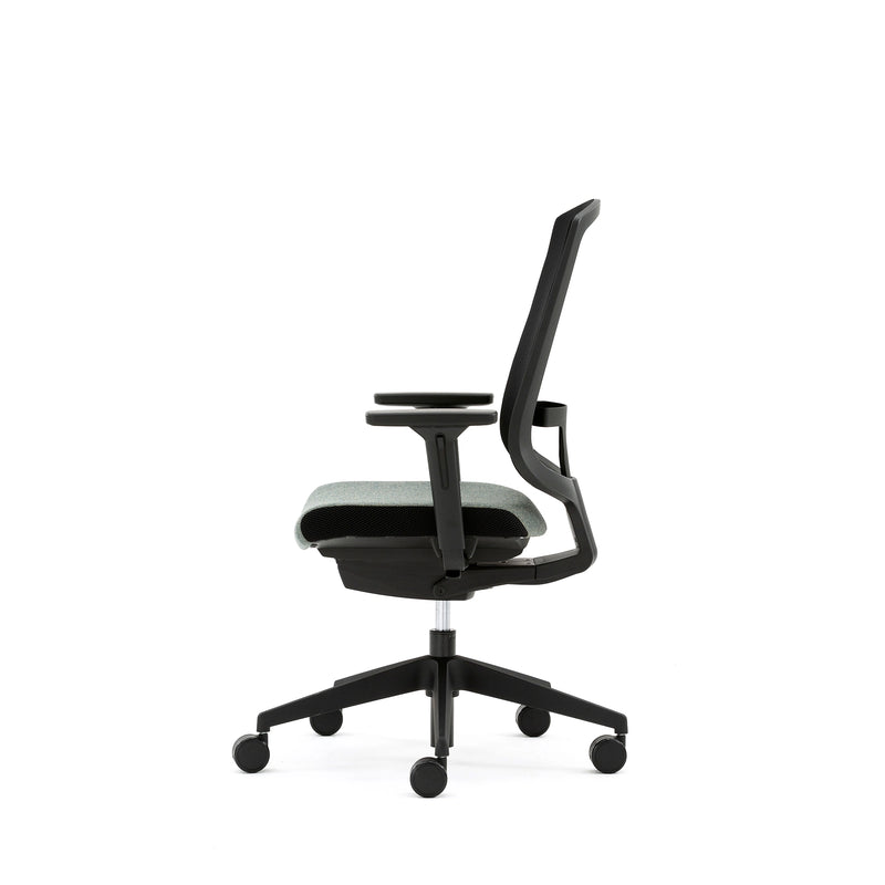 Senator Freeflex Mesh Office Chair - Black